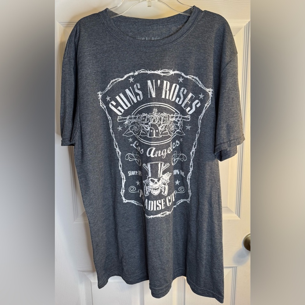 Guns N’ Roses Gray TShirt Size Large Unisex